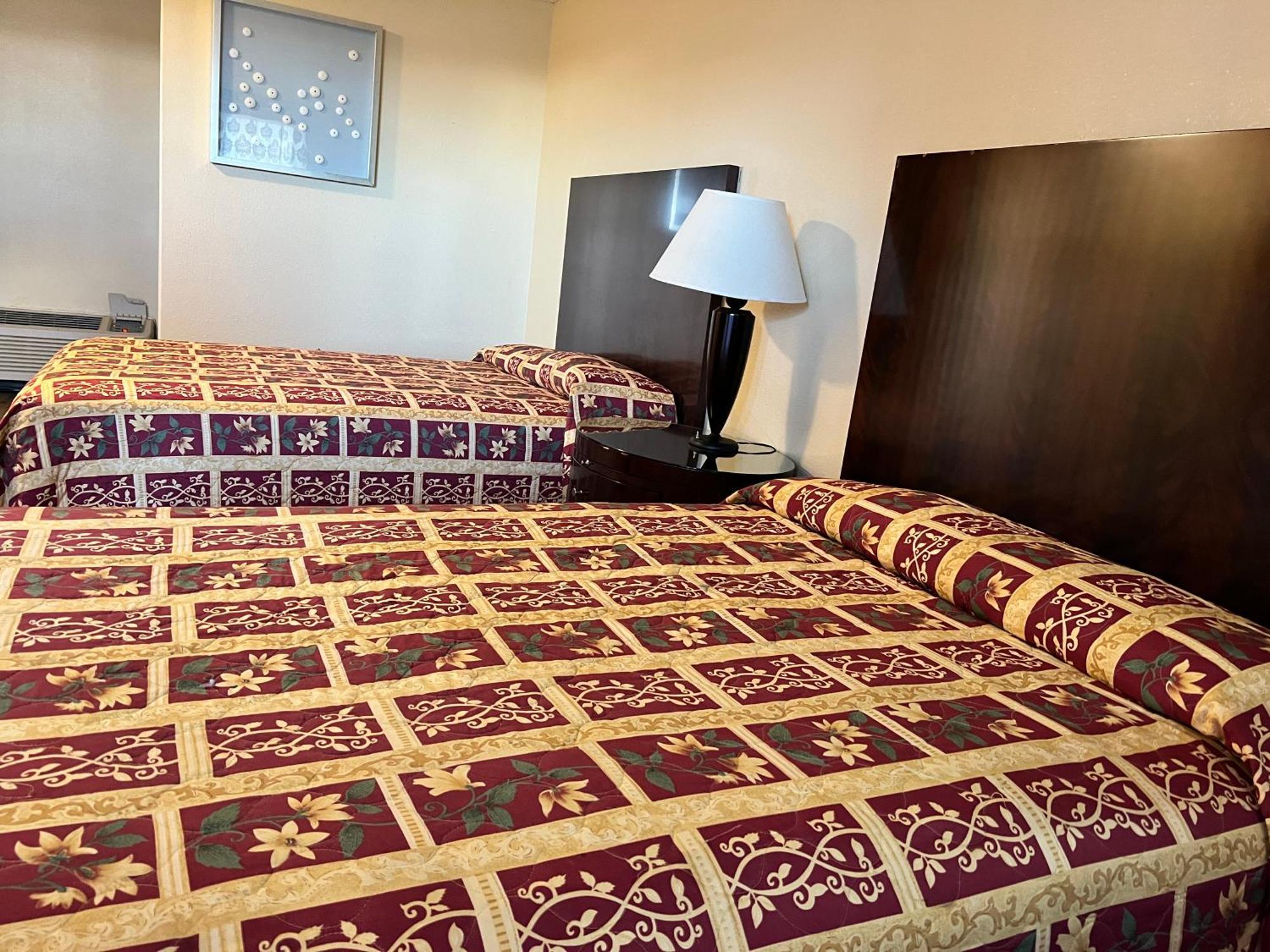Currys Motel By Oyo Saginaw Mi מראה חיצוני תמונה